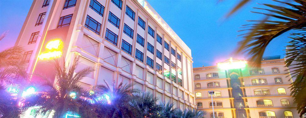 Chiangmai Ratanakosin Hotel Chiang Mai Bagian luar foto